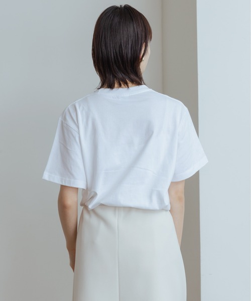Eimee Law(エイミーロウ)の「アーチロゴ ラバーTシャツ(Tシャツ/カットソー・レディース・チャコールグレー/オフホワイト/ホワイト系/グレー系・S/M)」の10枚目の写真