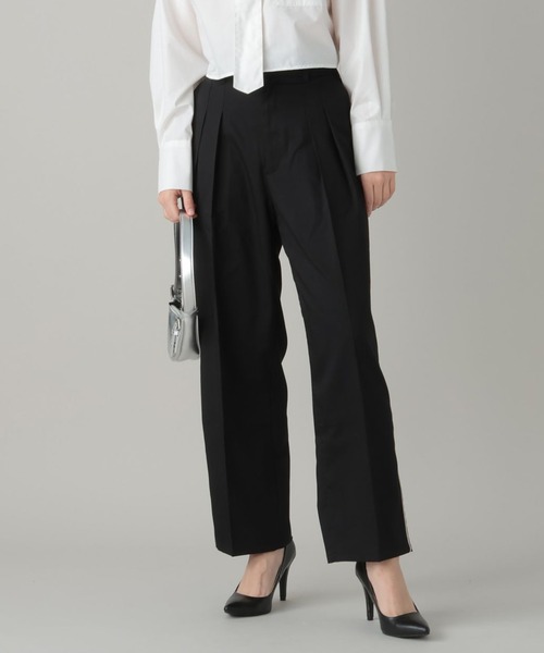 FOREVER 21（フォーエバー トゥエンティーワン）の「【2024SS】サイドラインハイウエストパンツ（その他パンツ・レディース・グレー/ブラック・FREE）」の2枚目の写真