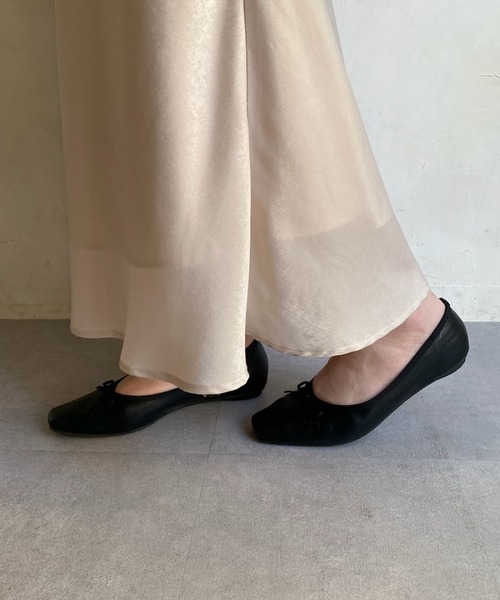 DouDou（ドゥドゥ）の「晴雨兼用ソフトスクエアバレエ（サンダル・レディース・シルバー/ブラック/シルバー系その他・23/23.5/24/24.5/23cm/23.5cm/24cm/24.5cm）」の21枚目の写真
