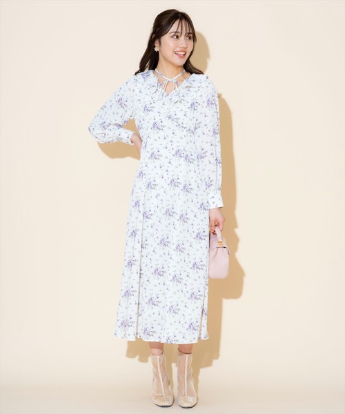 WILLSELECTION(ウィルセレクション)の「フリルカラーフラワープリントワンピース(ワンピース・レディース・ホワイト系その他/パープル系その他/イエロー系その他・FREE)」の14枚目の写真