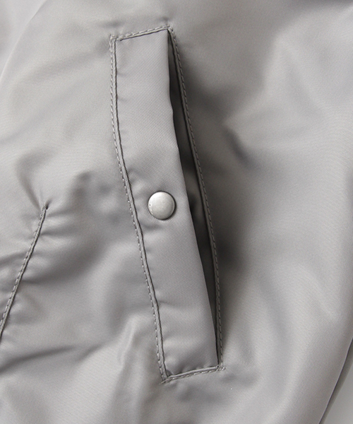 SENSE OF PLACE by URBAN RESEARCH（センスオブプレイスバイアーバンリサーチ）の「TUT コンパクトMA-1（MA-1・レディース・ネイビー/カーキ/グレー/ブラック・FREE）」の20枚目の写真