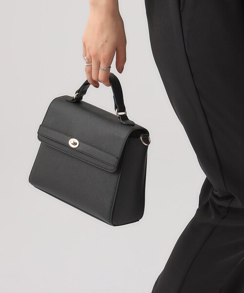 SHOO・LA・RUE（シューラルー）の「◆飾り金具フラップショルダーバッグ（ショルダーバッグ・レディース・ブラック/ピンク系/ブルー系その他5・00）」の13枚目の写真