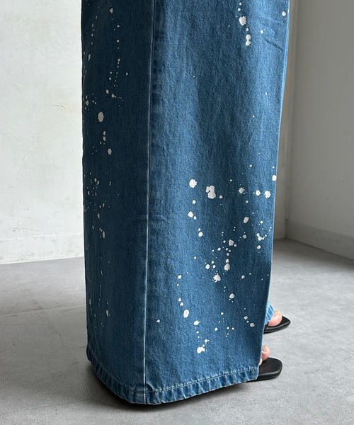 DouDou（ドゥドゥ）の「ペイントタックデニム（デニムパンツ）」 - WEAR