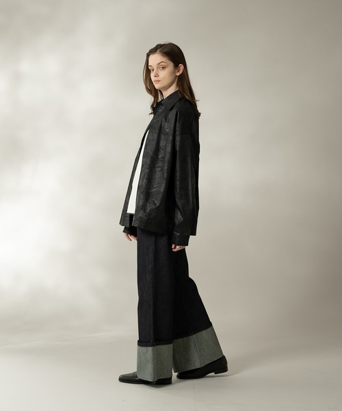 SELLE GLANT(セレグランテ)の「LEATHER LIKE SATIN SHIRT/レザーライクサテンシャツ(シャツ/ブラウス・メンズ・ブラック/グレー・MEDIUM/LARGE)」の11枚目の写真