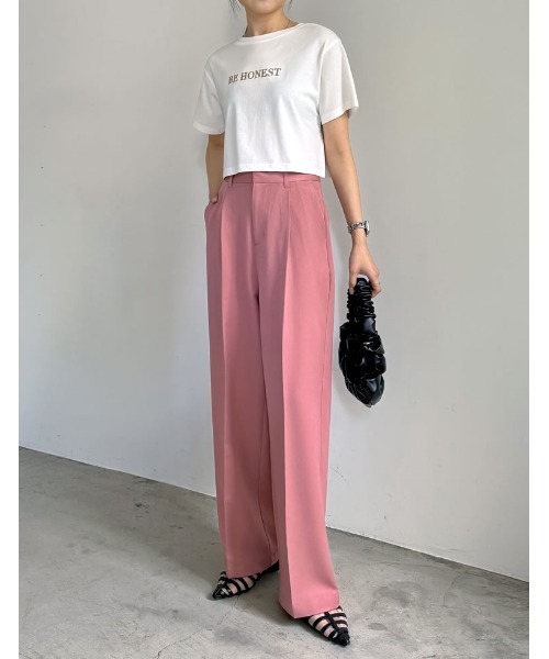 Re:EDIT（リエディ）の「[接触冷感][UVカット]クロップド丈スパンコールロゴTシャツ（Tシャツ/カットソー・レディース・ホワイト×シルバー/チャコールグレー/ブラック/ホワイト×ゴールド・MEDIUM/LARGE）」の8枚目の写真