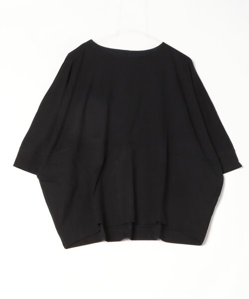 atONE（アットワン）の「atONE ボートネック7分袖ドルマンTシャツ（Tシャツ/カットソー・レディース・オフホワイト/ブラック/グレイッシュベージュ/チャコールグレー・LL～3L/4L～5L/M-L）」の8枚目の写真