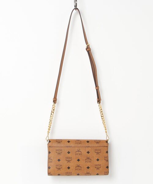 MCM（エムシーエム）の「TRACY クロスボディバッグ - ヴィセトス 