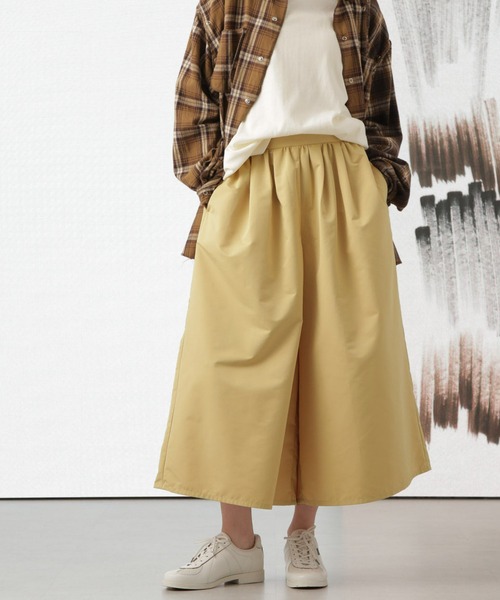 Apo(s)ture（アポスチャー）の「KATY-003/ツイルタフタギャザーキュロットパンツ（その他パンツ・レディース・キャメル/ブラック/イエロー/ベージュ・M/XS/L/XL/S）」の18枚目の写真