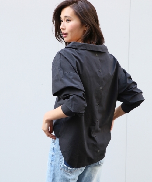 A part by（アパートバイ）の「CドルマンVPOシャツ 744281 （シャツ/ブラウス・レディース・ブラック/ベージュ/ホワイト/ピンク/イエロー/ライトパープル・FREE）」の11枚目の写真