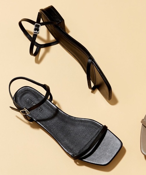 BARNYARDSTORM(バンヤードストーム)の「Mazell / アンクルストラップフラットサンダル(サンダル・レディース・ブラック/サンドグレー・36/37/38/39/35)」の2枚目の写真