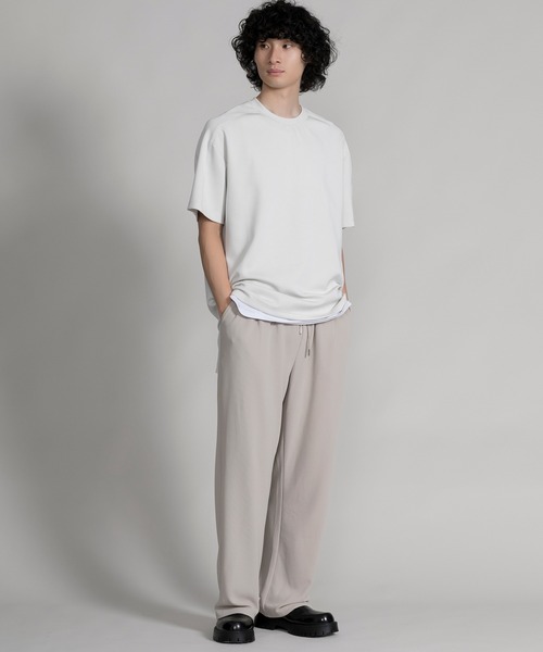 aimoha（アイモハ）の「【aimoha neo】TEXTURED TRACK TROUSERS セットアップ対応（スウェットパンツ・メンズ・ブラック/ベージュ・SMALL/MEDIUM/LARGE/X-LARGE）」の5枚目の写真