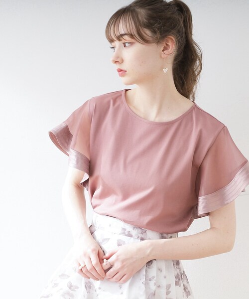 couture brooch（クチュールブローチ）の「◆【接触冷感/UVケア/マシンウォッシャブル】袖シアーフレアデザイントップス（Tシャツ/カットソー・レディース・ピンク系その他/ブラック/ライトグレー/オフホワイト・42/40/38/36）」の4枚目の写真