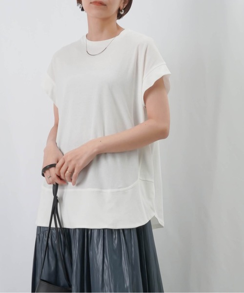 LUCA/LADY LUCK LUCA(ルカ/レディラックルカ)の「LC/LLL ドライタッチフレンチカットソー / ラウンドヘムシンプルTシャツ(Tシャツ/カットソー・レディース・ブルー/カーキ/ブラック/ホワイト・FREE)」の1枚目の写真