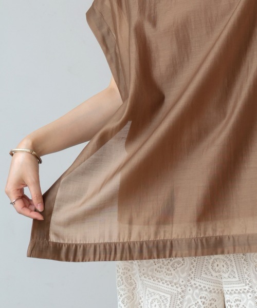 Bou Jeloud(ブージュルード)の「シアーカットドッキングプルオーバー(Tシャツ/カットソー・レディース・ライム/ブラウン・38)」の6枚目の写真