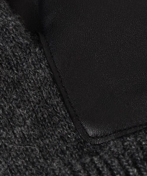 BEAMS（ビームス）の「ケーブルニット レザーグローブ（タッチパネル対応）（手袋・メンズ・ブラック/グレー/ネイビー・ONE SIZE）」の8枚目の写真