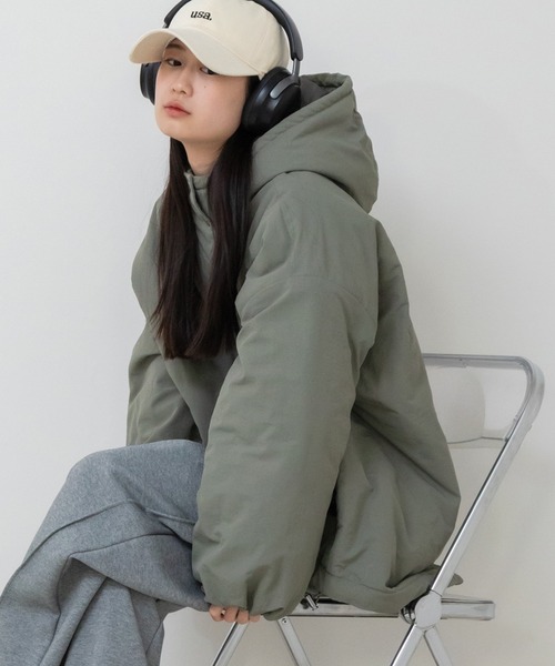 HEILIS（ヘイリス）の「ミドル丈フーディールーズ中綿ジャケット / ブルゾン コート アウター フード オーバーサイズ ビッグサイズ モンスター（ダウンジャケット/コート・レディース・ブラック/アイボリー/カーキ・FREE）」の3枚目の写真