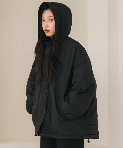 HEILIS（ヘイリス）の「ミドル丈フーディールーズ中綿ジャケット / ブルゾン コート アウター フード オーバーサイズ ビッグサイズ モンスター（ダウンジャケット/コート・レディース・ブラック/アイボリー/カーキ・FREE）」の4枚目の写真