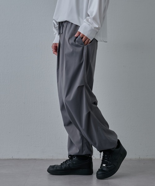 COLONY 2139（コロニートゥーワンスリーナイン）の「ストレッチグランドジョガーパンツ（その他パンツ・メンズ・グレー/ブラック・MEDIUM/LARGE）」の8枚目の写真