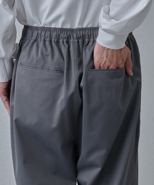 COLONY 2139（コロニートゥーワンスリーナイン）の「ストレッチグランドジョガーパンツ（その他パンツ・メンズ・グレー/ブラック・MEDIUM/LARGE）」の22枚目の写真