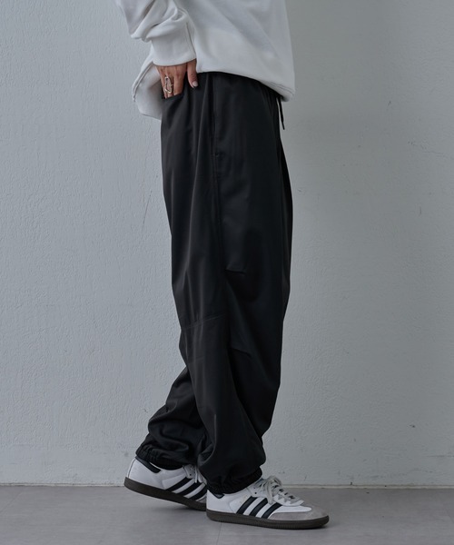 COLONY 2139（コロニートゥーワンスリーナイン）の「ストレッチグランドジョガーパンツ（その他パンツ・メンズ・グレー/ブラック・MEDIUM/LARGE）」の4枚目の写真