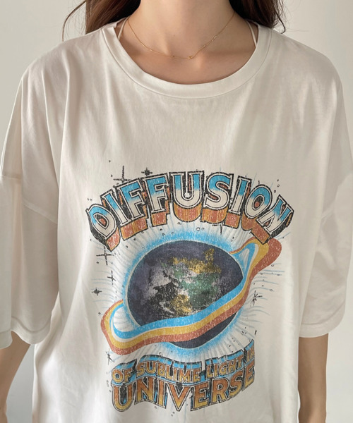 Ada.(エイダ)の「パウダー加工 EARTH ロゴ ビッグ Tシャツ(Tシャツ/カットソー・レディース・オフホワイト/ブラック・FREE)」の14枚目の写真