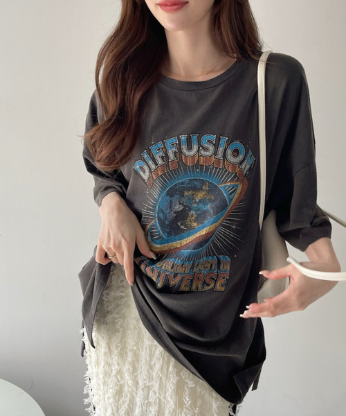 Ada.(エイダ)の「パウダー加工 EARTH ロゴ ビッグ Tシャツ(Tシャツ/カットソー・レディース・オフホワイト/ブラック・FREE)」の11枚目の写真