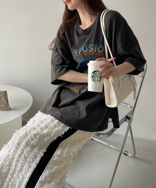 Ada.(エイダ)の「パウダー加工 EARTH ロゴ ビッグ Tシャツ(Tシャツ/カットソー・レディース・オフホワイト/ブラック・FREE)」の13枚目の写真