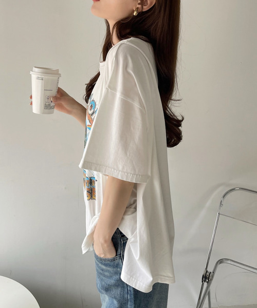Ada.(エイダ)の「パウダー加工 EARTH ロゴ ビッグ Tシャツ(Tシャツ/カットソー・レディース・オフホワイト/ブラック・FREE)」の6枚目の写真