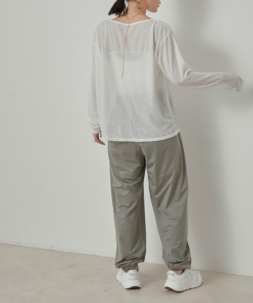 NERGY（ナージー）の「【水陸両用＆ドライタッチ】シアーテレコカットアウトTシャツ（Tシャツ/カットソー・レディース・ブラック/ホワイト・FREE）」の4枚目の写真