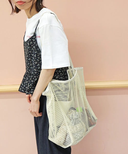 Crisp（クリスプ）の「【ZOZO限定】ビッグメッシュトートバッグ（トートバッグ・レディース・ブラック/アイボリー/ブルー・FREE）」の9枚目の写真