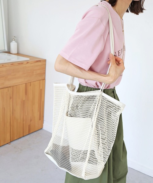 Crisp（クリスプ）の「【ZOZO限定】ビッグメッシュトートバッグ（トートバッグ・レディース・ブラック/アイボリー/ブルー・FREE）」の13枚目の写真