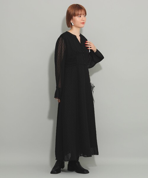 Ray BEAMS（レイビームス）の「カット ドビー  キーネック ワンピース（ワンピース・レディース・ブラック/ブルー系その他2・0/1）」の5枚目の写真