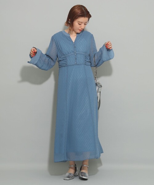 Ray BEAMS（レイビームス）の「カット ドビー  キーネック ワンピース（ワンピース・レディース・ブラック/ブルー系その他2・0/1）」の12枚目の写真