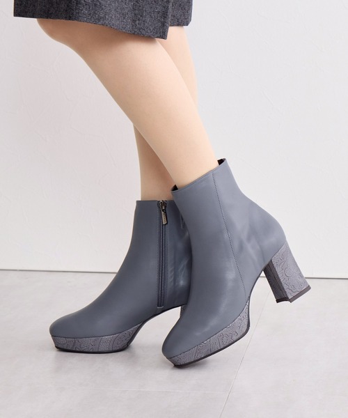 HIMIKO（ヒミコ）の「【Made in Japan】【撥水】スクエアトゥストームブーツ/641414（ブーツ・レディース・ブラック/ブルーグレー・23.5cm/24.0cm/24.5cm/23.0cm/22.0cm/22.5cm/25.0cm）」の15枚目の写真