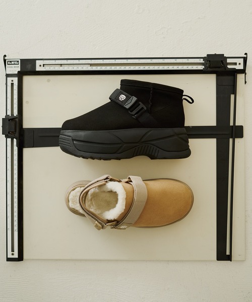 SHAKA（シャカ）の「SHAKA 厚底 ショート ムートン ブーツ SHORT MOUTON BOOTIE CHUNKY（ブーツ・レディース・ベージュ/ブラック・23/24/22）」の20枚目の写真