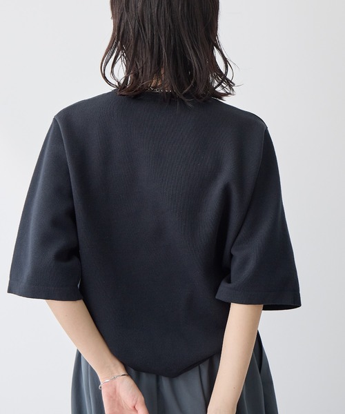 for/c（フォーシー）の「[新色追加]スウェットライクハーフスリーブニット【サスティナブル】（ニット/セーター・レディース・アイボリー/ブラック/イエロー/ホワイト/グレー/ブラウン/ピンク/パープル・M/L/LL）」の17枚目の写真