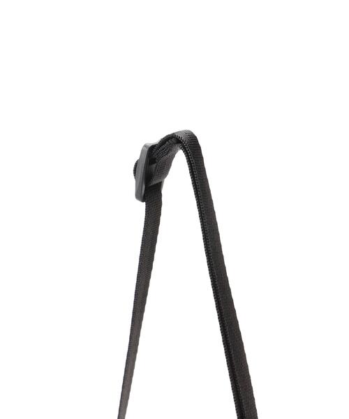 THE NORTH FACE（ザノースフェイス）の「THE NORTH FACE(ザ・ノース・フェイス)Geoface Pouch ジオフェイスポーチ NM32356【2026年入荷モデル】（ショルダーバッグ・レディース・グレー/ブラック/ホワイト/カーキ/アイボリー・F）」の11枚目の写真