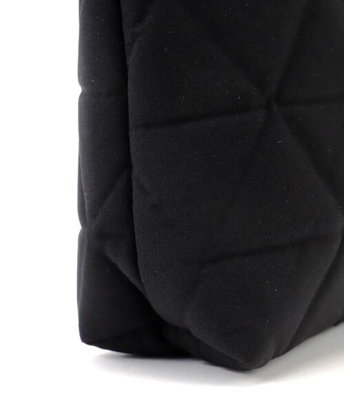 THE NORTH FACE（ザノースフェイス）の「THE NORTH FACE(ザ・ノース・フェイス)Geoface Pouch ジオフェイスポーチ NM32356【2026年入荷モデル】（ショルダーバッグ・レディース・グレー/ブラック/ホワイト/カーキ/アイボリー・F）」の9枚目の写真