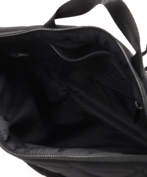 THE NORTH FACE（ザノースフェイス）の「THE NORTH FACE(ザ・ノース・フェイス)Geoface Pouch ジオフェイスポーチ NM32356【2026年入荷モデル】（ショルダーバッグ・レディース・グレー/ブラック/ホワイト/カーキ/アイボリー・F）」の7枚目の写真
