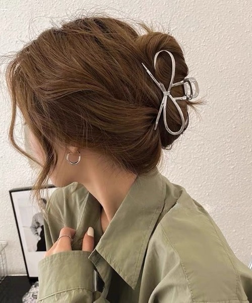 E&C closet…（イーアンドシークローゼット）の「サークルリボンバンスクリップ（バレッタ/ヘアクリップ・レディース・シルバー/ゴールド・FREE）」の5枚目の写真