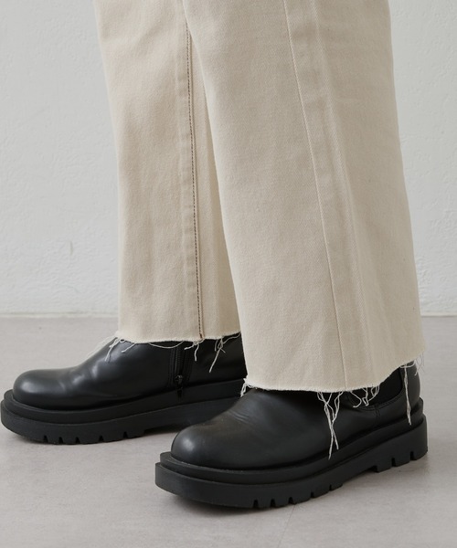 CIAOPANIC TYPY(チャオパニックティピー)の「ブリーチオフ加工クロップド丈カットオフデニム(デニムパンツ・レディース・オフホワイト・SMALL/MEDIUM/LARGE)」の17枚目の写真