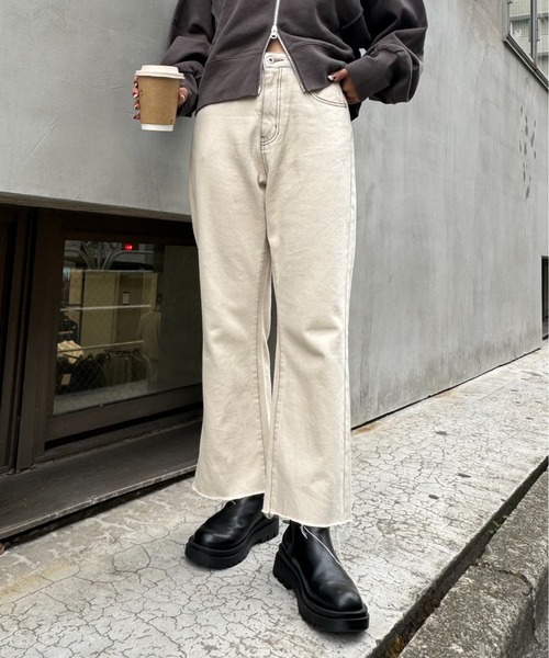 CIAOPANIC TYPY(チャオパニックティピー)の「ブリーチオフ加工クロップド丈カットオフデニム(デニムパンツ・レディース・オフホワイト・SMALL/MEDIUM/LARGE)」の20枚目の写真