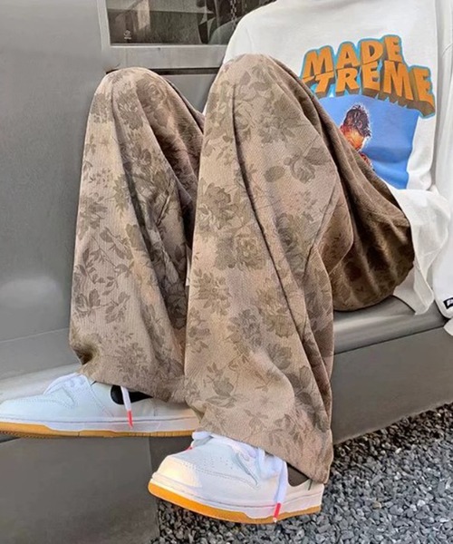 Revo.（レボ）の「【BENDER TOKYO】セミワイド ルーズシルエット モノトーンフラワー コーデュロイパンツ（その他パンツ・メンズ・チャコール/ベージュ・S/M/L/XL）」の7枚目の写真