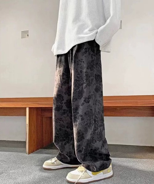 Revo.（レボ）の「【BENDER TOKYO】セミワイド ルーズシルエット モノトーンフラワー コーデュロイパンツ（その他パンツ・メンズ・チャコール/ベージュ・S/M/L/XL）」の5枚目の写真