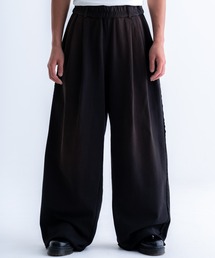 SINSS（シンス）の「Two tuck sweatpants / 2タックスウェットパンツ（スウェットパンツ）」