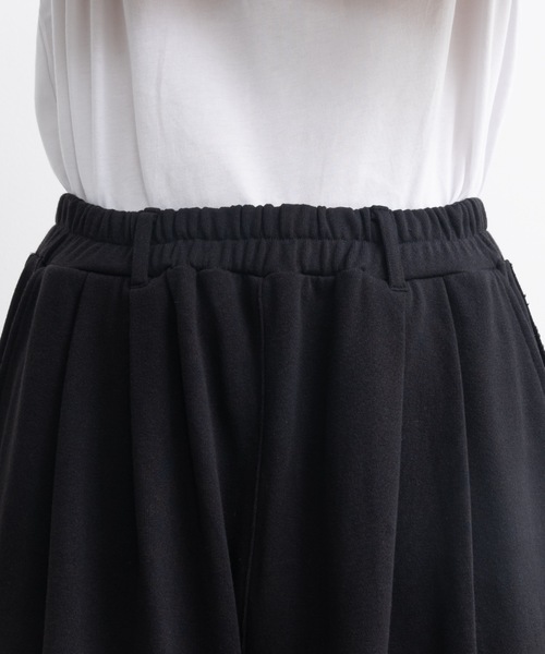 Two tuck sweatpants / 2タックスウェットパンツ（スウェット