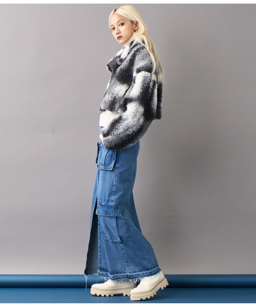 Settimissimo（セッティミッシモ）の「ワークポケットフロントスリットデニムスカート（デニムスカート・レディース・ブルー・M）」の13枚目の写真