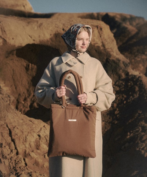 nunela(ヌネラ)の「Filling nylon tote bag【No.4】(トートバッグ・レディース・ナチュラル/ブラウン/オレンジ/ライトブルー・FREE)」の12枚目の写真