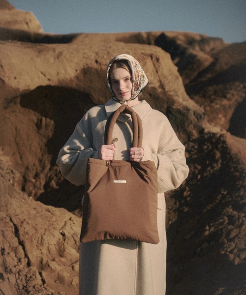 nunela(ヌネラ)の「Filling nylon tote bag【No.4】(トートバッグ・レディース・ナチュラル/ブラウン/オレンジ/ライトブルー・FREE)」の13枚目の写真