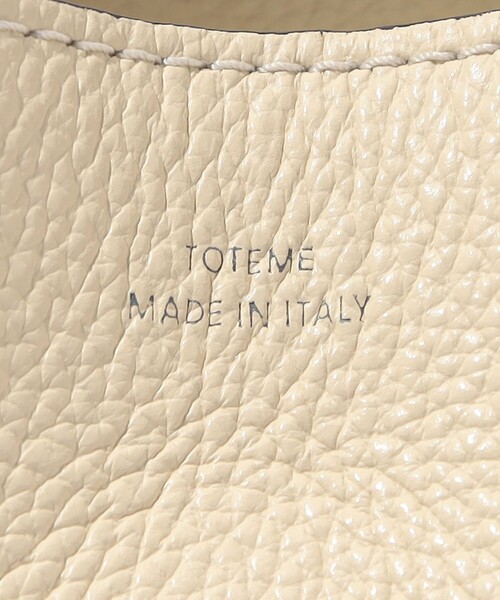 TOTEME(トーテム)の「TOTEME バケットバッグ(ハンドバッグ・レディース・ブラック/ホワイト・FREE)」の9枚目の写真